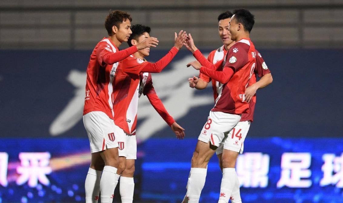 开云中国区Doinb新星败北表现突出,掘金前途光明!引发球迷热议(doinb赢了比赛哭了)