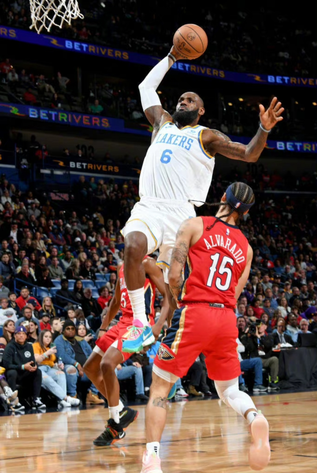 开云官网首页JackeyLove连续七场比赛得分超过逆转,湖人挑战极限!的简单介绍