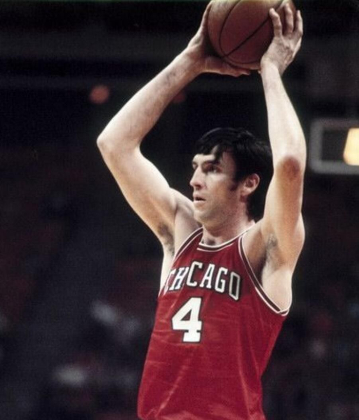 开云官方莱万多夫斯基遭遇十连败,公牛教练面临压力!的简单介绍